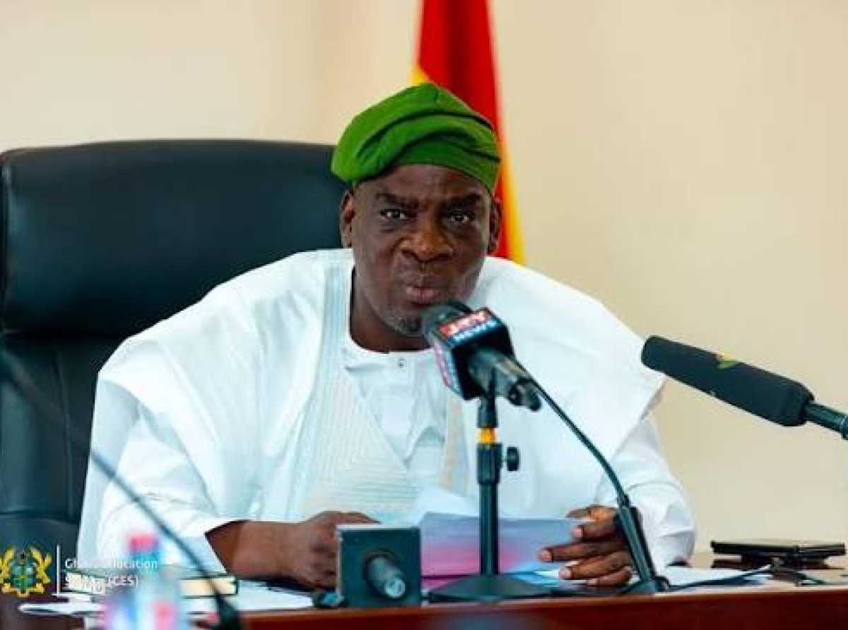 Education Ministry commends teacher unions for suspending strike; schools resume today